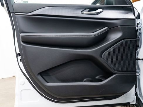 New 2026 Jeep Grand Cherokee Laredo image 23