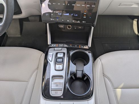 Used 2024 Hyundai Tucson Limited FWD image 22