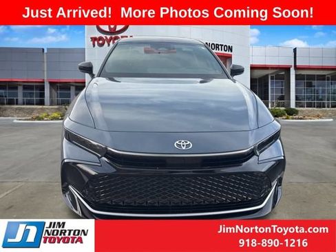 Used 2026 Toyota Crown Nightshade image 9