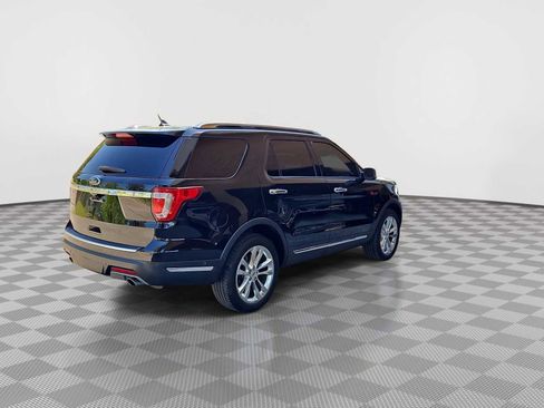 Used 2019 Ford Explorer Limited w/ Ford Safe & Smart Package FWD image 8