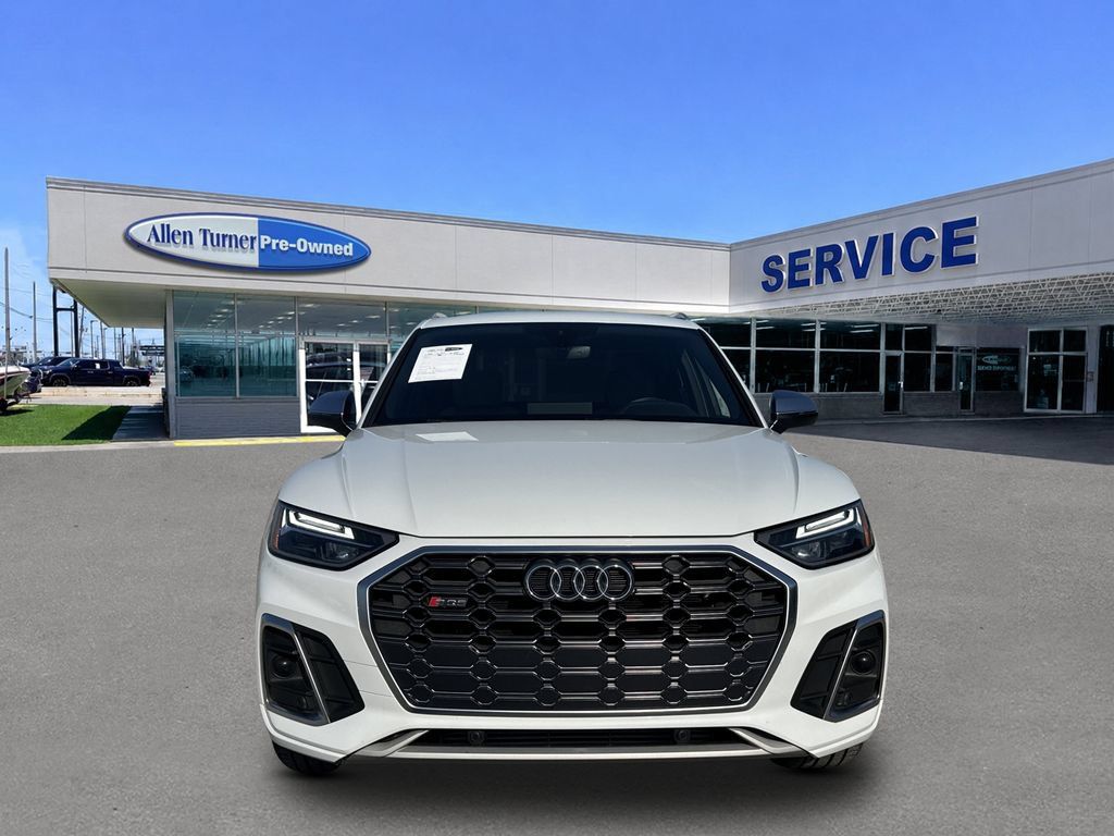 Used 2022 Audi SQ5 Premium w/ Convenience Package AWD/4WD image 3