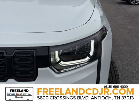 New 2026 Jeep Cherokee Limited AWD/4WD image 9