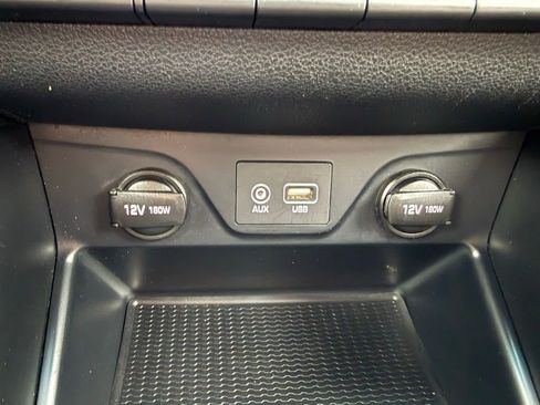 Used 2018 Hyundai Tucson SE image 25