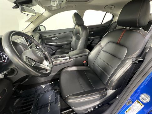 Certified 2022 Nissan Sentra SR w/ SR Premium Package image 13