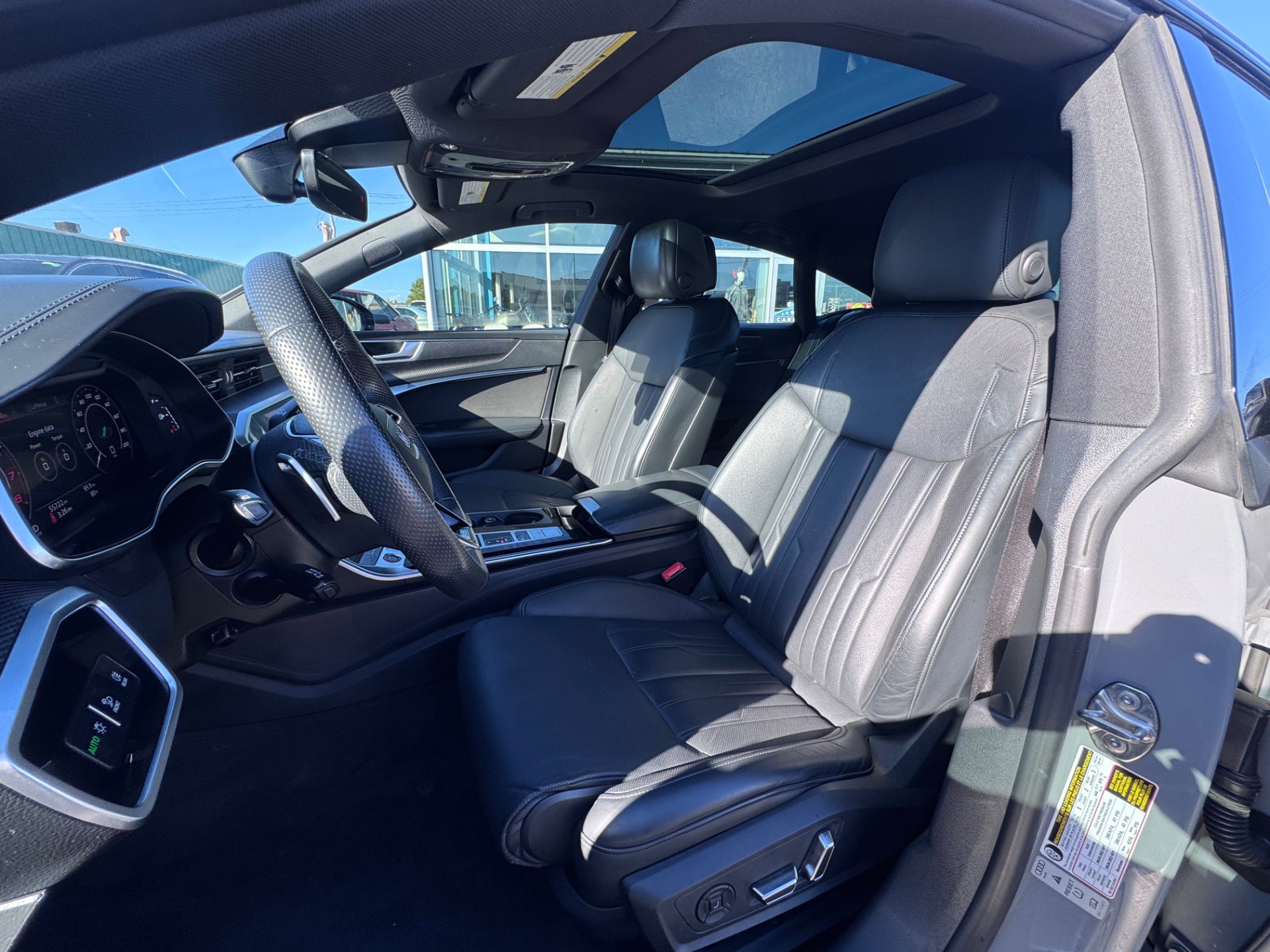 Used 2022 Audi RS 7 Sportback AWD/4WD image 2