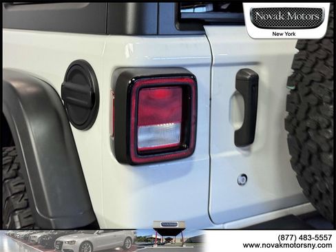 Used 2020 Jeep Wrangler Unlimited Rubicon w/ Dual Top Group image 8