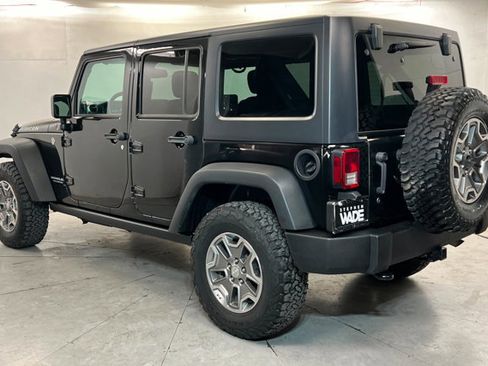 Used 2016 Jeep Wrangler Unlimited Rubicon w/ Max Tow Package AWD/4WD image 3