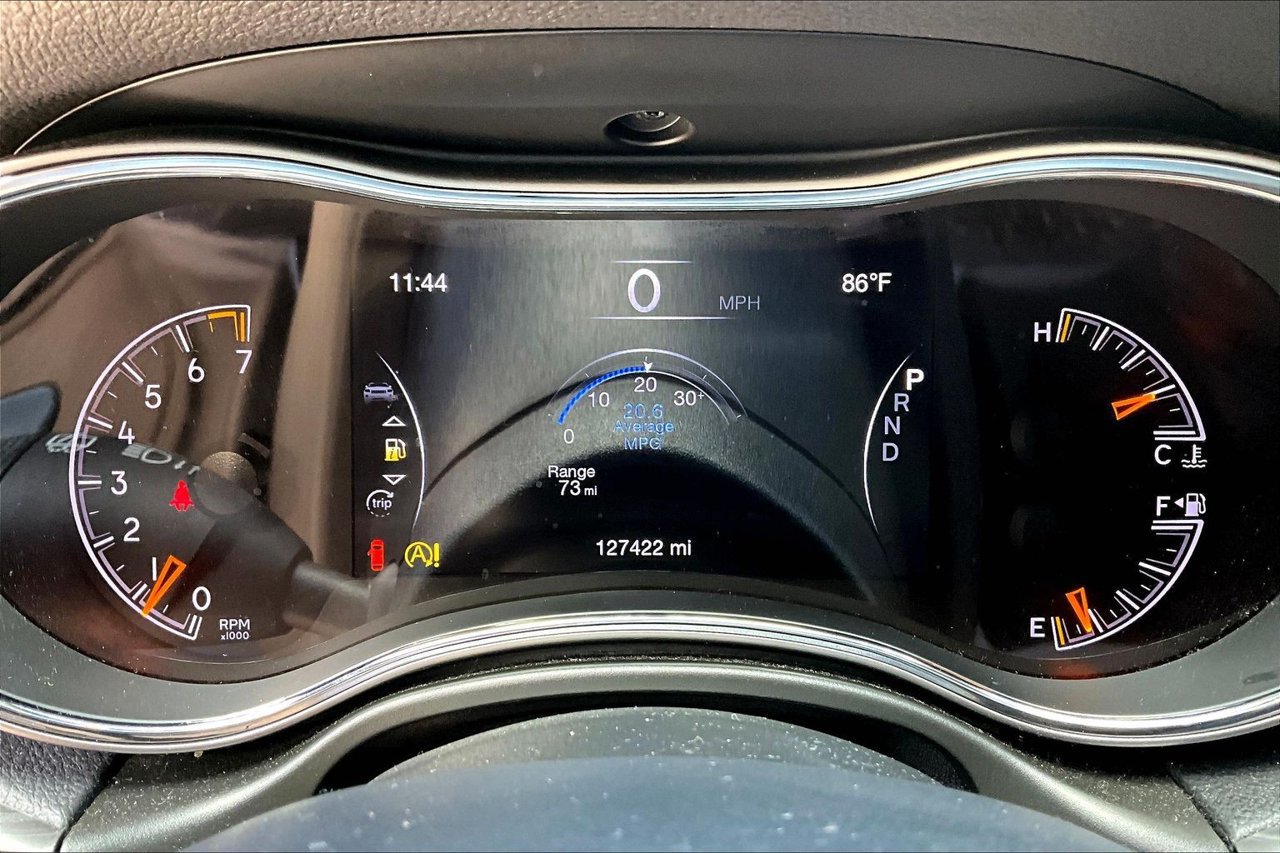 Used 2021 Jeep Grand Cherokee Laredo X RWD image 12