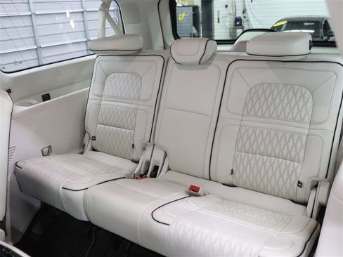Used 2019 Lincoln Navigator L Black Label image 16