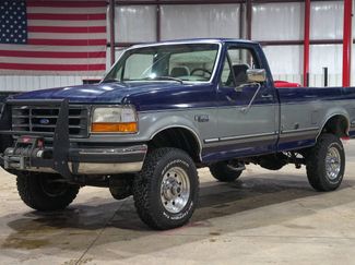 Used 1995 Ford F350 XLT 2dr 4WD Standard Cab LB video 1