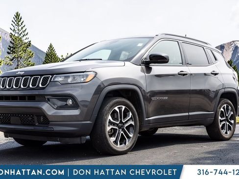 Used 2024 Jeep Compass Limited AWD/4WD image 1