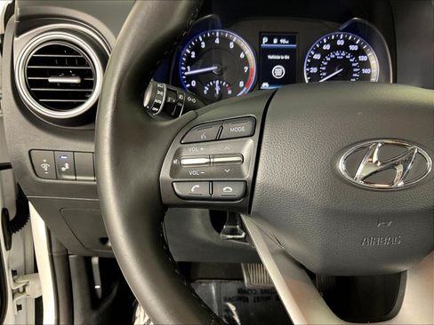 Used 2021 Hyundai Kona SEL Plus w/ Cargo Package AWD/4WD image 11