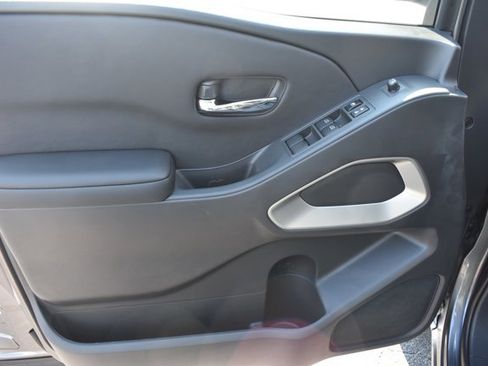 New 2026 Nissan Frontier SV w/ Tow Package image 12