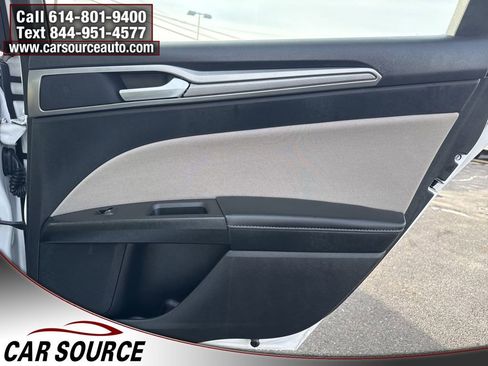 Used 2018 Ford Fusion S image 37