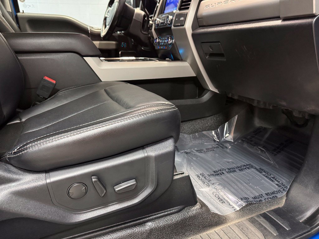 Used 2020 Ford F250 Lariat w/ Tremor Off-Road Package AWD/4WD image 23