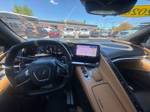Used 2020 Chevrolet Corvette Stingray Preferred Cpe w/ 2LT Preferred Equipment Group RWD image 25