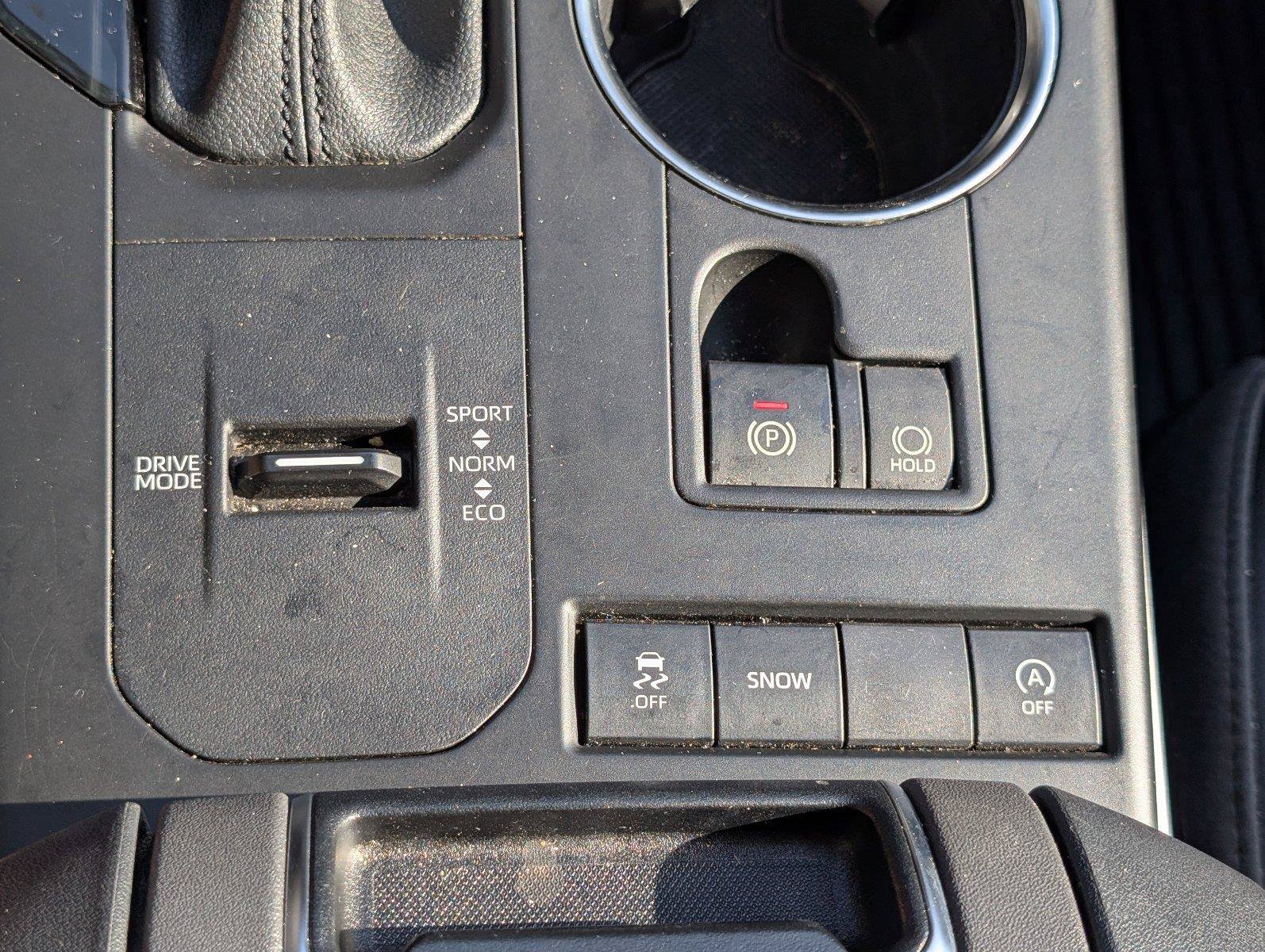 Used 2022 Toyota Highlander XSE FWD image 27