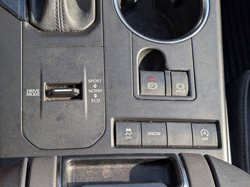 Used 2022 Toyota Highlander XSE FWD image 27