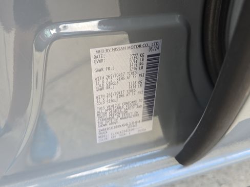 Used 2024 Nissan Frontier Pro-X image 35