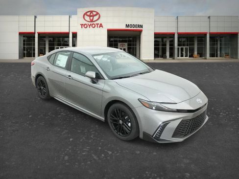 New 2026 Toyota Camry SE FWD image 22