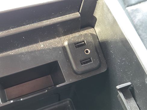 Used 2019 GMC Yukon XL SLT image 41