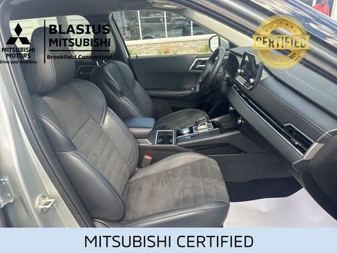 Used 2024 Mitsubishi Outlander SE AWD/4WD image 35