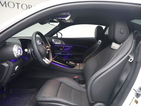 Used 2025 Mercedes-Benz AMG GT 63 image 13