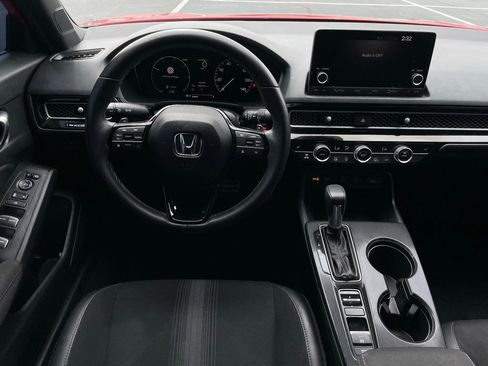 Used 2025 Honda Civic Sport image 11