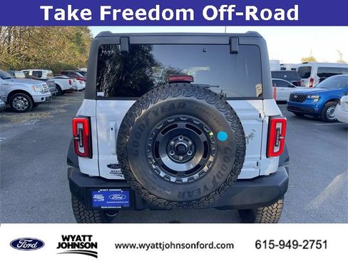 New 2025 Ford Bronco Outer Banks w/ Sasquatch Package image 4