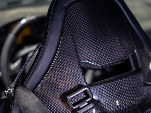 Used 2009 Ferrari F430 Scuderia RWD image 8