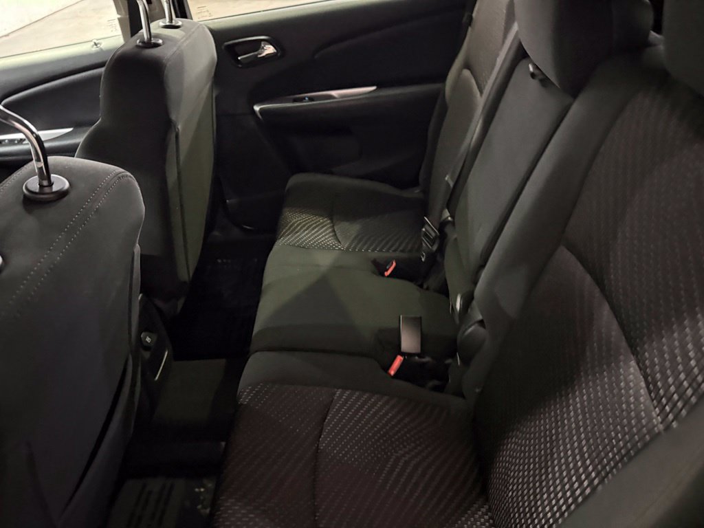 Used 2019 Dodge Journey SE w/ Connectivity Group FWD image 29