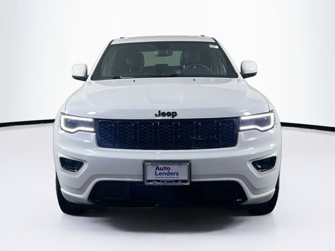 Used 2022 Jeep Grand Cherokee Laredo X AWD/4WD image 2