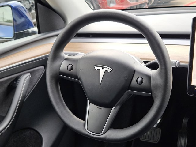 Used 2023 Tesla Model Y Long Range AWD/4WD image 8