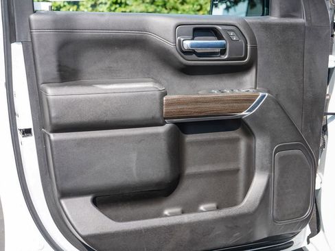 Used 2020 Chevrolet Silverado 1500 LT RWD image 19