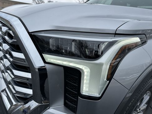 Used 2022 Toyota Tundra 1794 Edition image 6