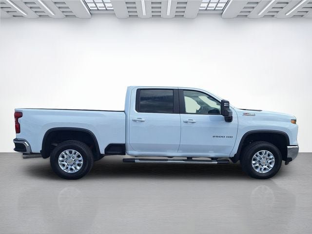 Used 2026 Chevrolet Silverado 2500 LT AWD/4WD image 35