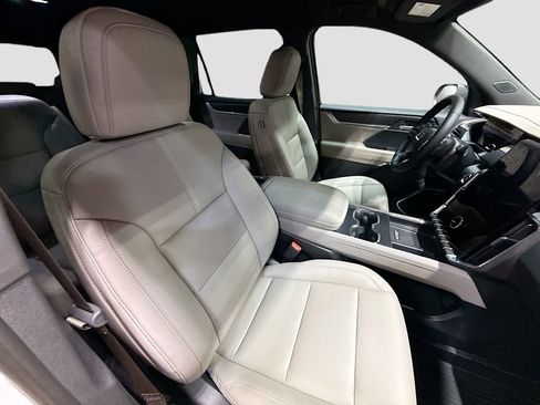 New 2026 GMC Acadia Elevation w/ Elevation Premium Package image 27