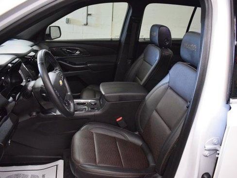 Used 2023 Chevrolet Traverse High Country w/ LPO, Floor Liner Package AWD/4WD image 38