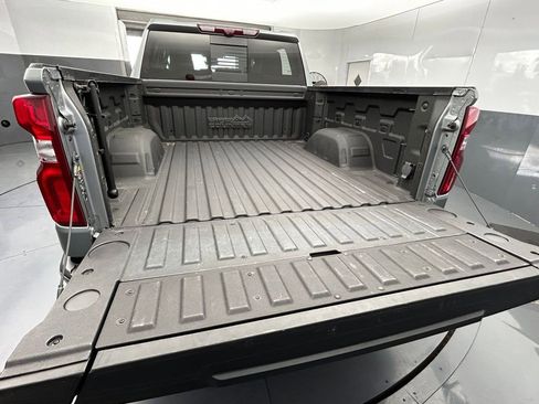Used 2024 Chevrolet Silverado 1500 High Country w/ Technology Package RWD image 51