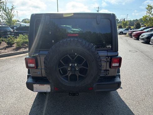 Used 2025 Jeep Wrangler Unlimited Sport S 4xe AWD/4WD image 9