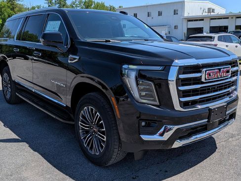 New 2026 GMC Yukon XL Elevation w/ Elevation Premium Package AWD/4WD image 3