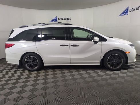Certified 2024 Honda Odyssey Elite image 10