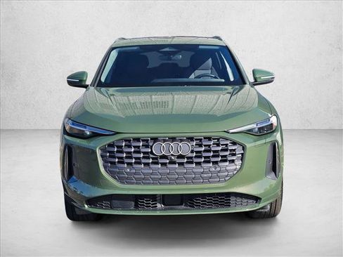 Certified 2025 Audi Q5 Premium Plus w/ Premium Plus image 2