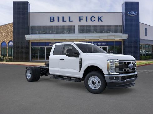 New 2026 Ford F350 XL w/ XL Chrome Package image 7