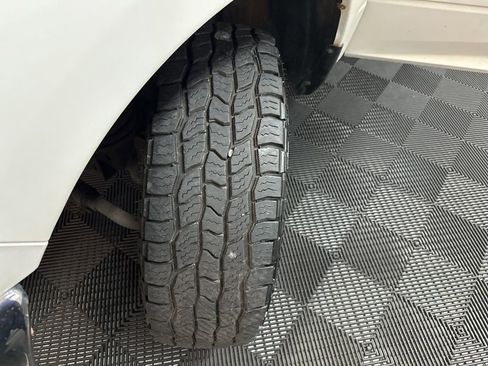 Used 2014 RAM 3500 Tradesman w/ Chrome Appearance Group image 32