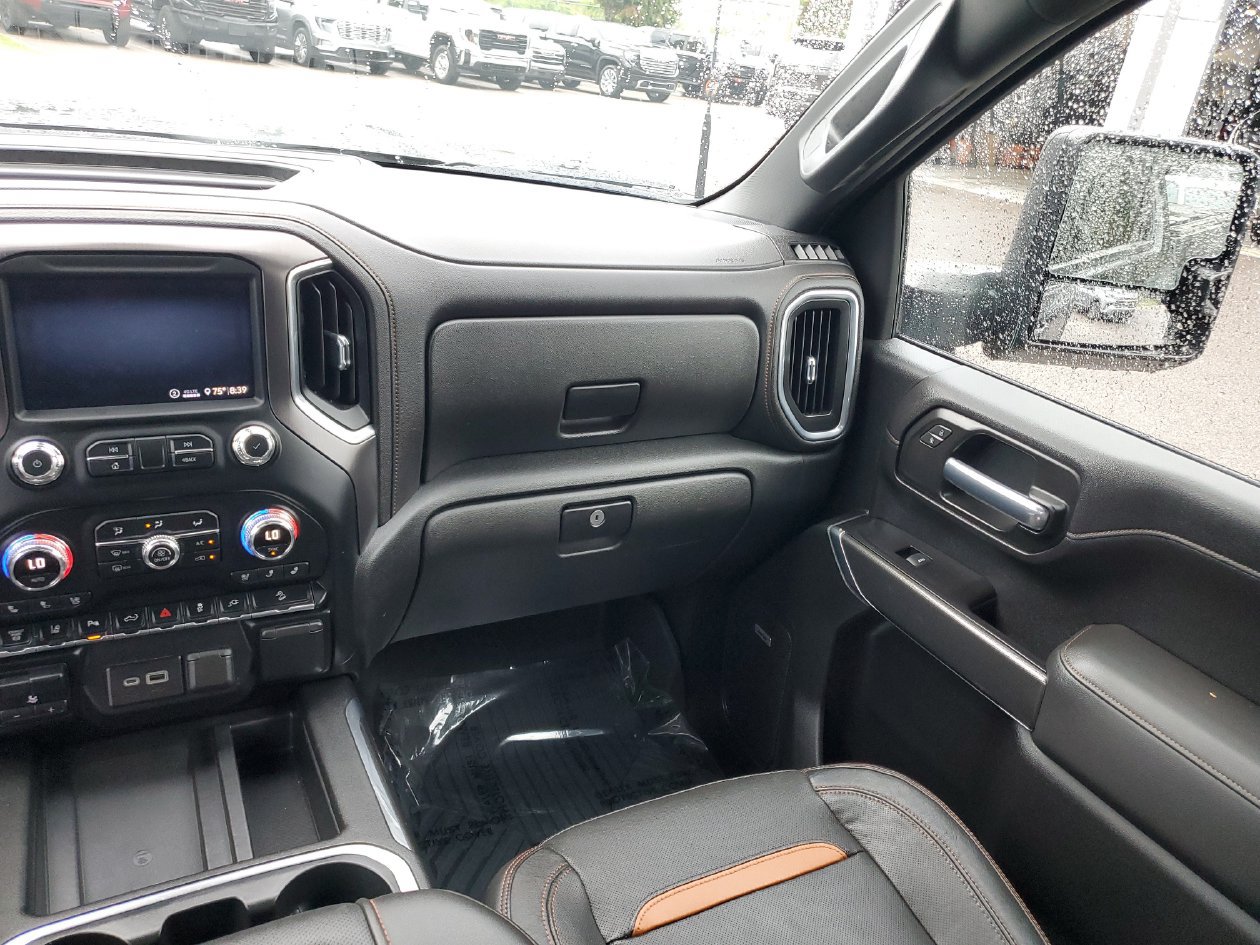 Used 2020 GMC Sierra 2500 AT4 w/ AT4 Premium Package AWD/4WD image 15