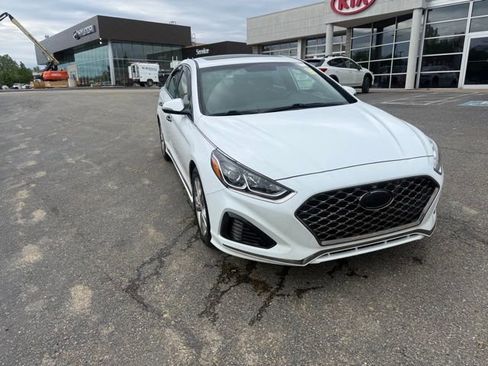 Used 2018 Hyundai Sonata Sport w/ Cargo Package FWD image 5