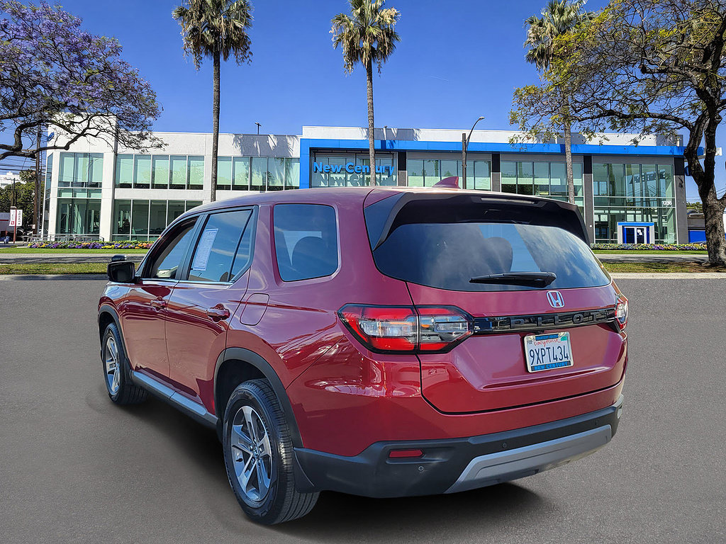 Certified 2024 Honda Pilot EX-L image 3