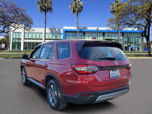 Certified 2024 Honda Pilot EX-L image 3