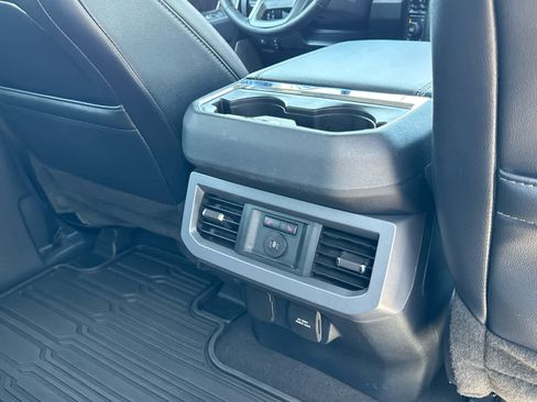 Used 2024 Ford F350 Lariat w/ Lariat Ultimate Package AWD/4WD image 22